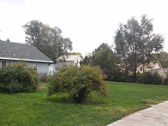 2nd image of 1708 E 6th St
