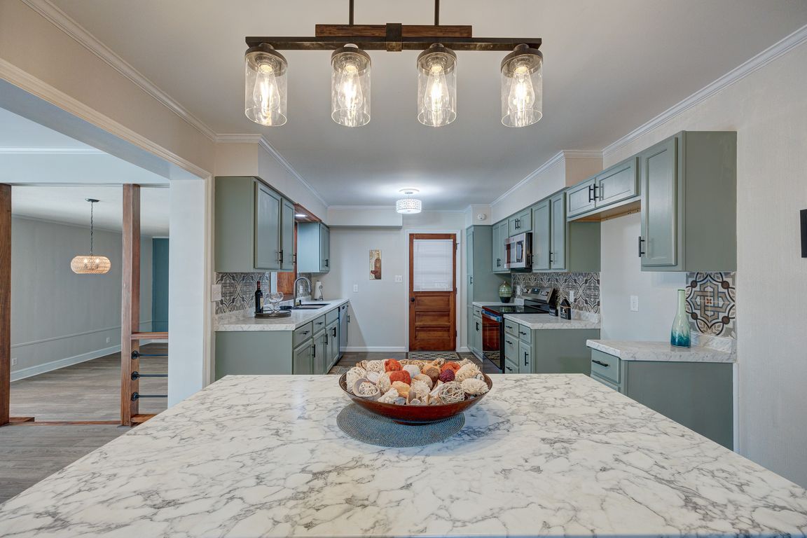 next background image