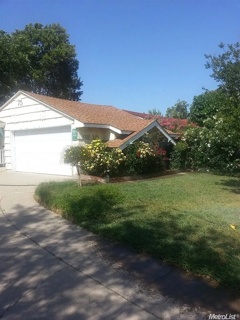4519 Lippi Pkwy photo 1