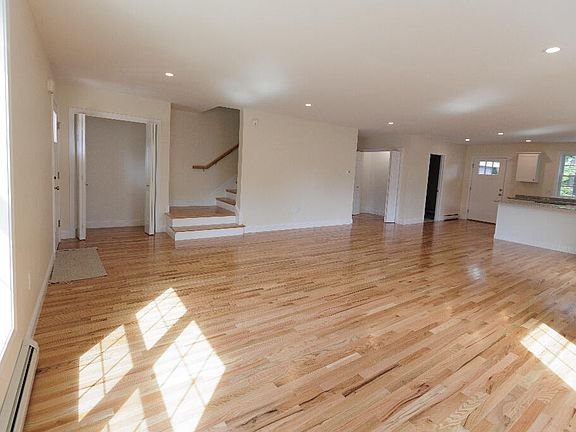 3rd image of 110 3rd Street #110