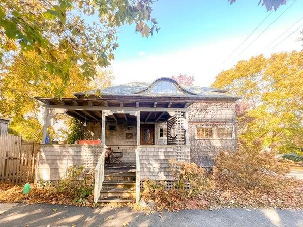 7 Walls Street, Mount Desert, ME 04660