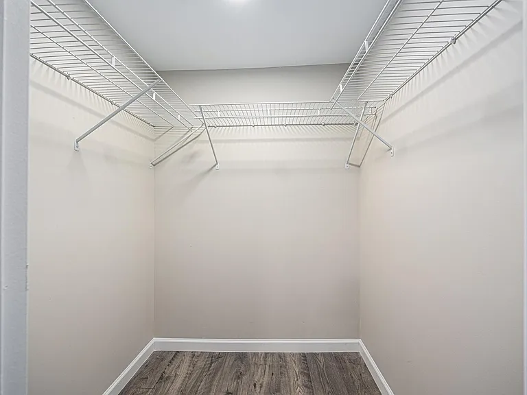 737 Franklin Ave #8 — Photo 13