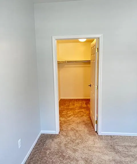 11752 Farmington Rd #31 — Photo 16