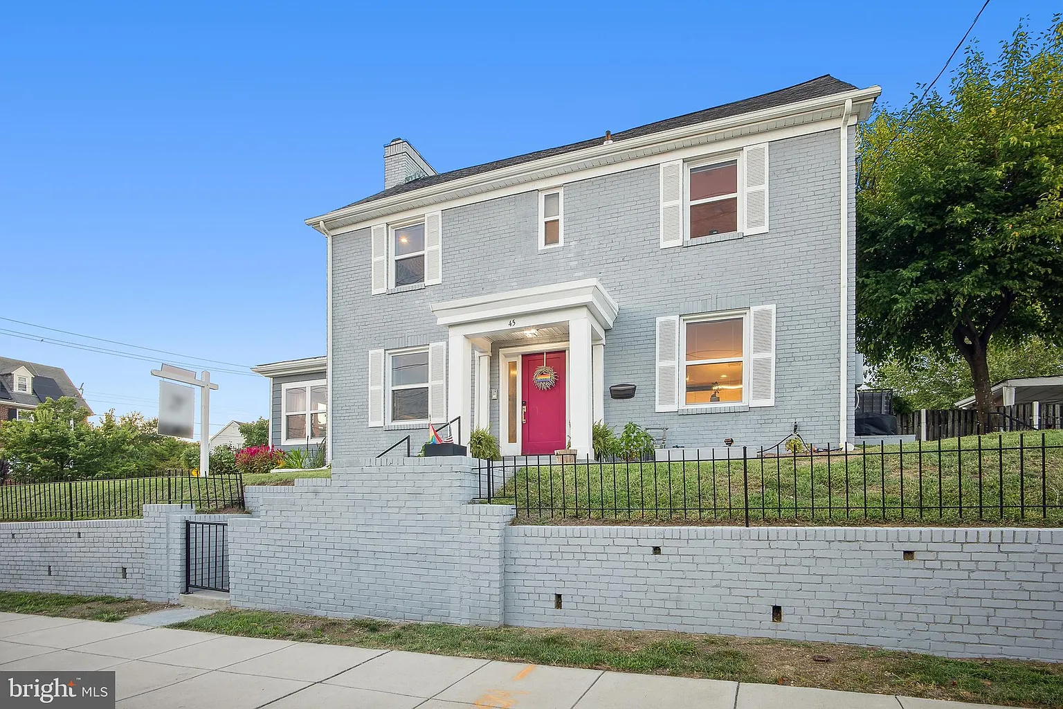 45 Madison St NW photo 1
