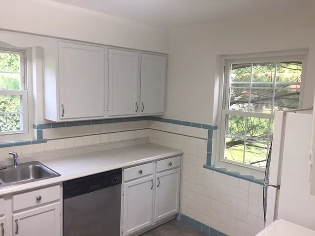 54 Woodlawn Ave #2 — Photo 8