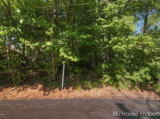8603 Brower Lake Dr NE, Rockford, MI 49341