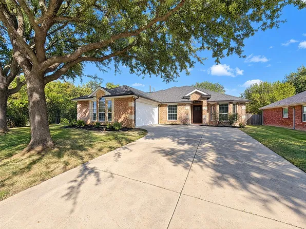 2830 Beacon Hill Dr, Rockwall, TX 75087