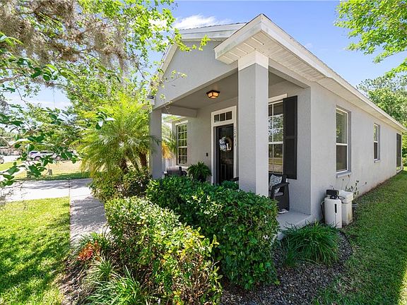 2nd image of 10433 Eastpark Woods Dr