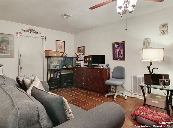 5th image of 330 Hialeah Ave