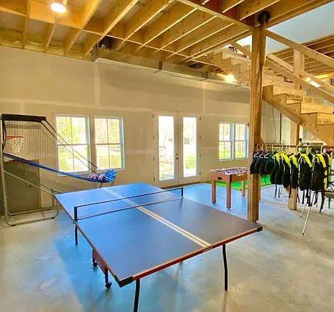 Basement game room