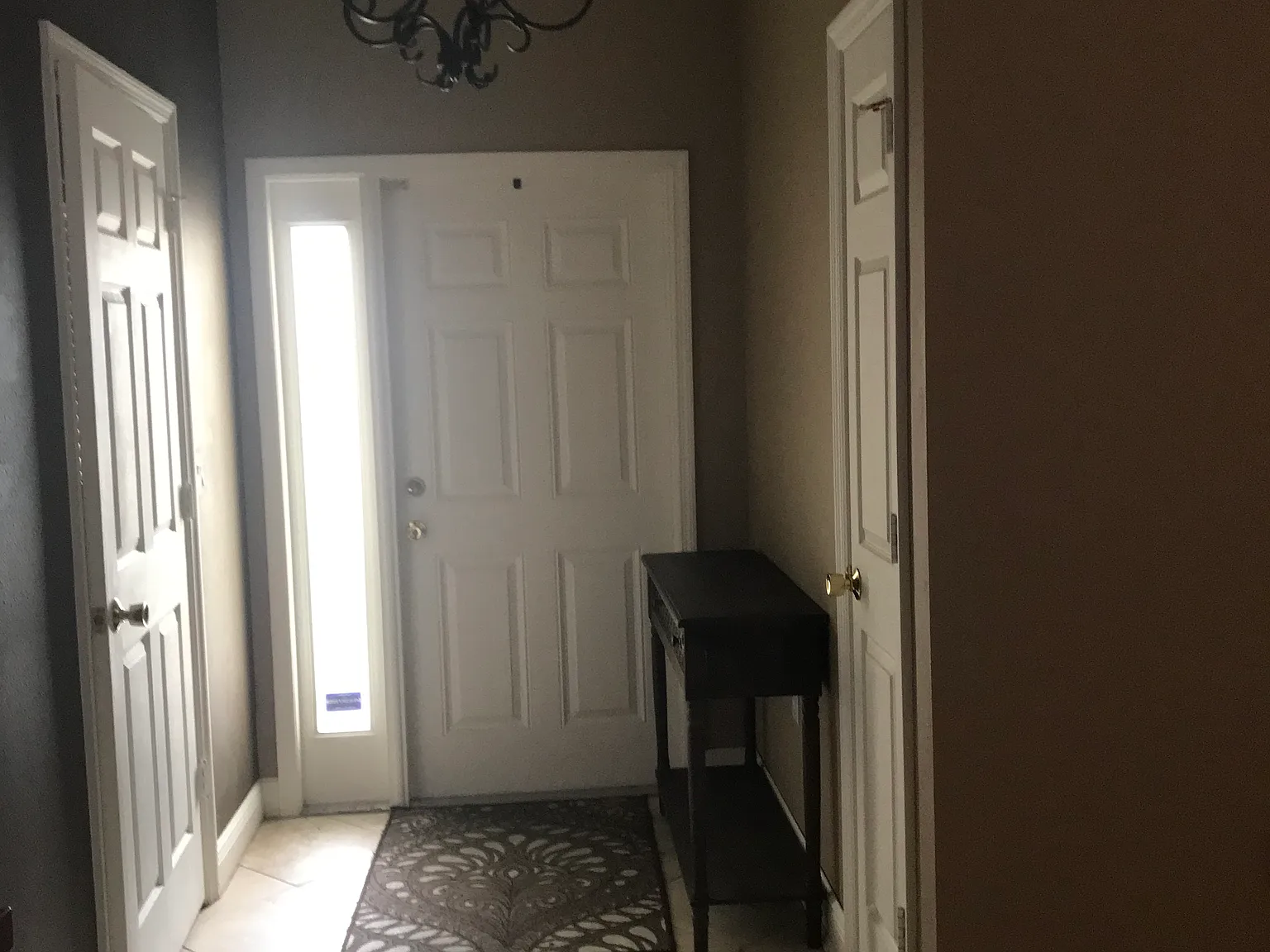 3 bed, 2.5 bath, 1665 sqft, $2,200 — Photo 4