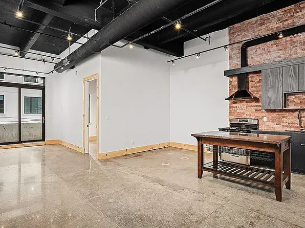 255 18th St, Brooklyn, NY