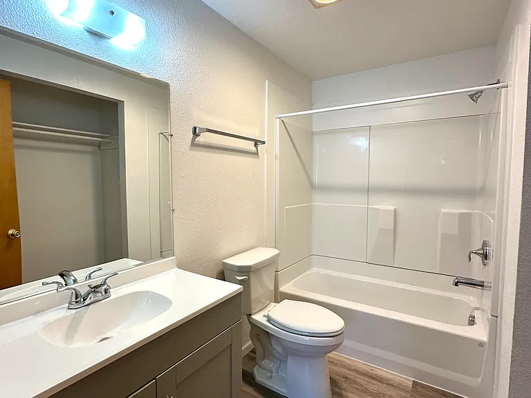 1328 SW 17th St #1328 — Photo 10