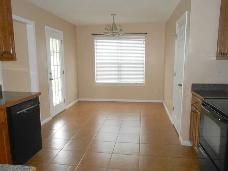 3749 Old Pine Rd — Photo 3