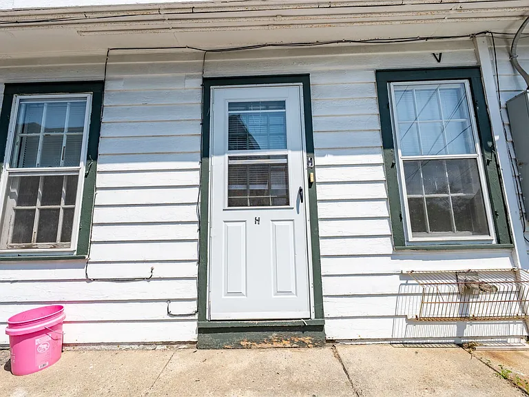 360-364 South Winooski Ave — Photo 10