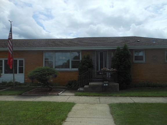 2nd image of 2529 Nona St