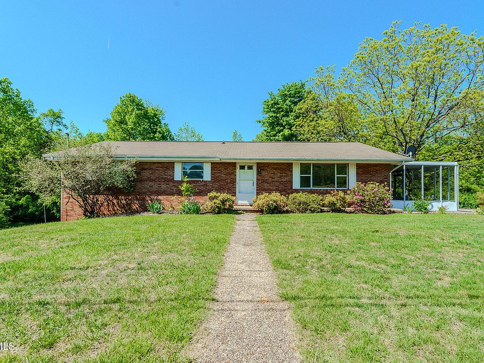 1st image of 812 Redbud Dr