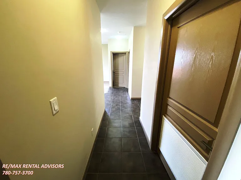 501 Palisades Way #404 — Photo 5