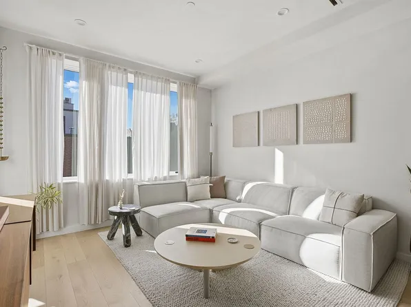 88 Herbert St Unit Penthouse, Brooklyn, NY 11222