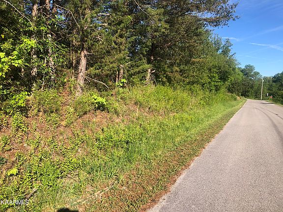 2nd image of Cove Dr