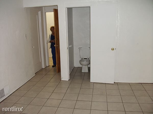 2nd image of 2411 E Gage Ave