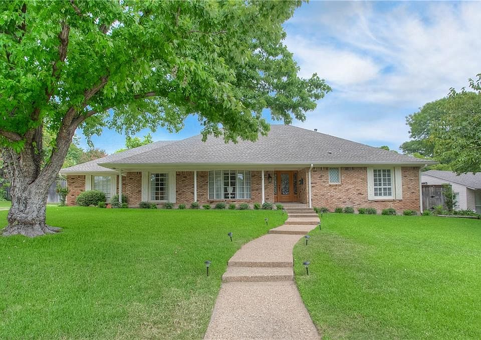 1st image of 4428 Riveridge Dr