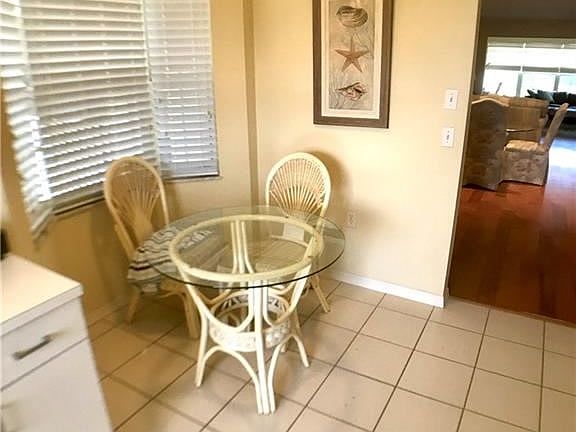 4th image of 760 Lake Orchid Cir APT 203