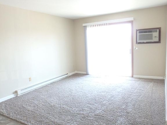 5th image of 2415 4th Ave N APT 17