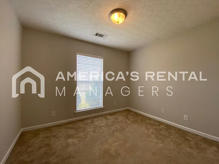 5773 Hammermill Loop — Photo 35