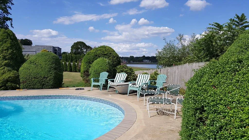 4 bed, 2100 sqft, $3,600 — Photo 1
