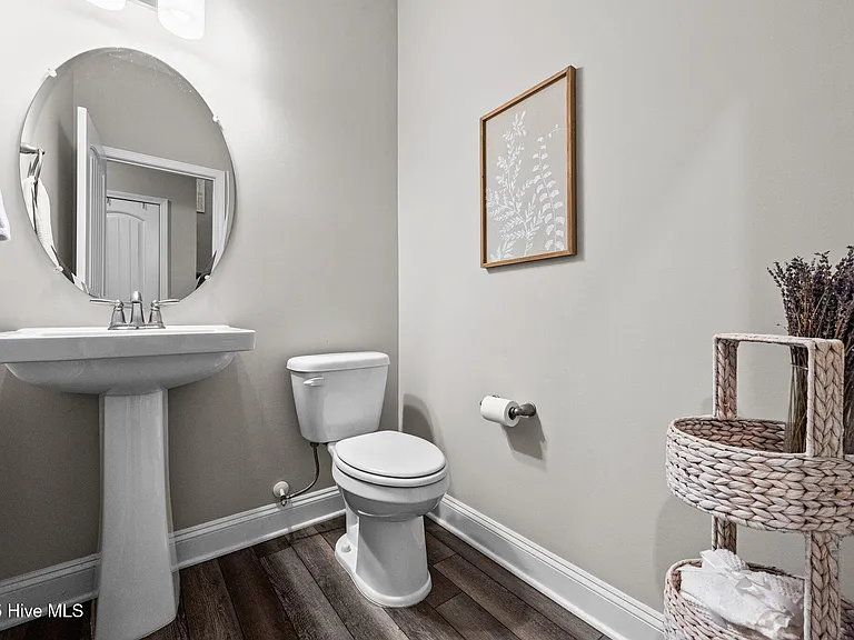 303 Red Cedar Dr — Photo 20
