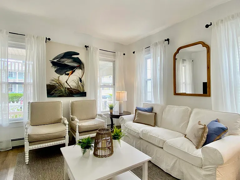 22 Embury Ave #1 — Photo 6
