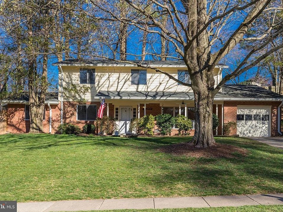 1st image of 4919 Gainsborough Dr