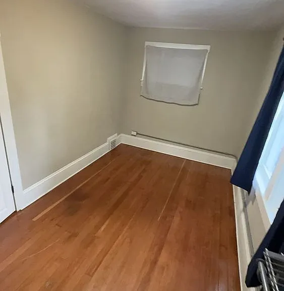 739 Broadway St — Photo 18