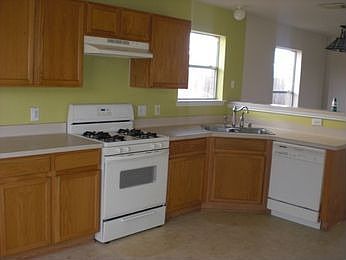 3rd image of 3114 Lantern Bay Ln