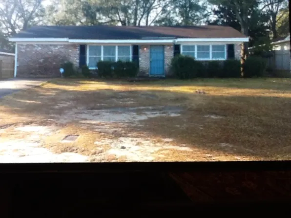 3907 Pleasant Valley Rd, Mobile, AL 36609
