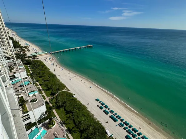 (undisclosed Address), North Miami Beach, FL 33160