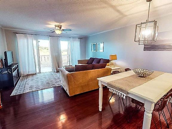 3rd image of 5040 Windsor Green Way Unit 203