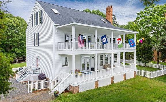 3rd image of 164 River Bluff Ln