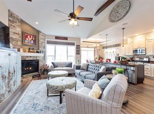 1125 Tramore Rd, Marion, IA 52302