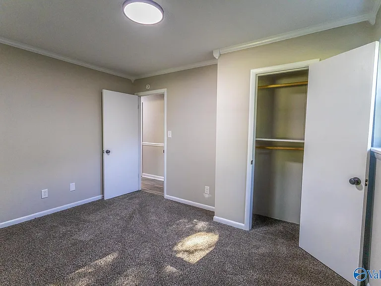 1220 Kathy Ln SW — Photo 13