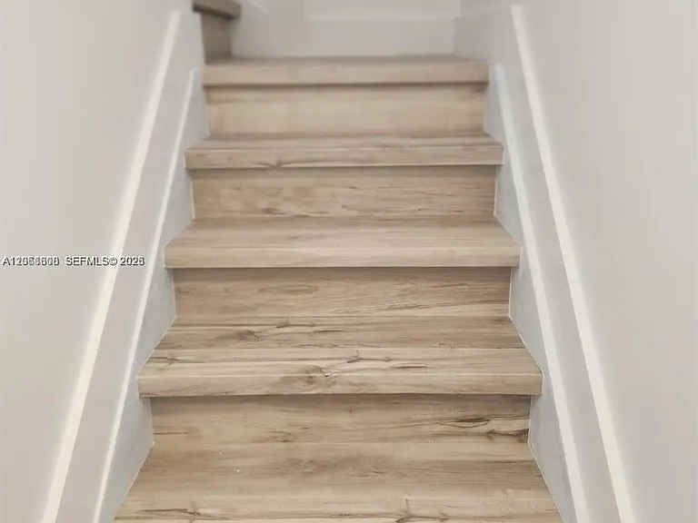 271 NE 12th Ave #271 — Photo 5