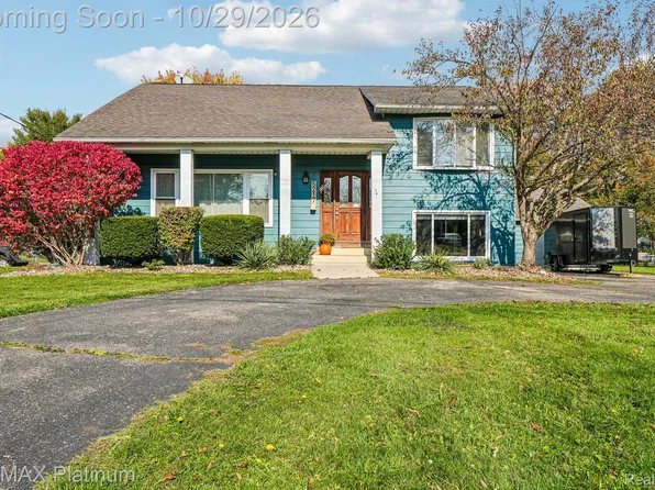 5217 Ottawa St, Burton, MI 48509