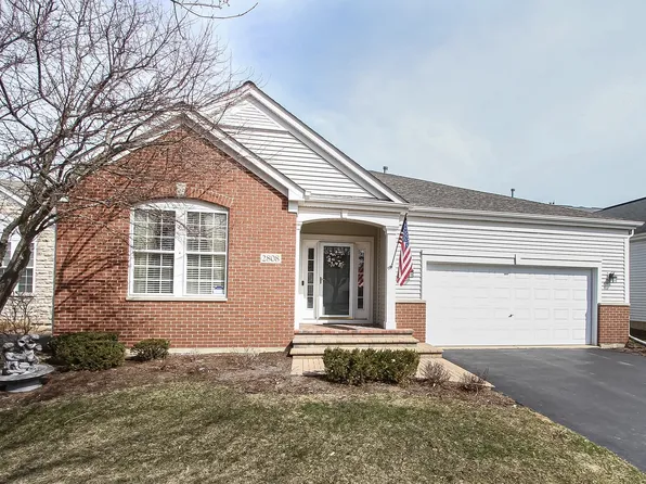 2808 Wessex Dr, Dundee, IL 60118