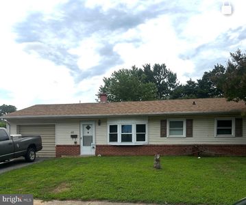 82 Holden Dr, New Castle, DE, 19720