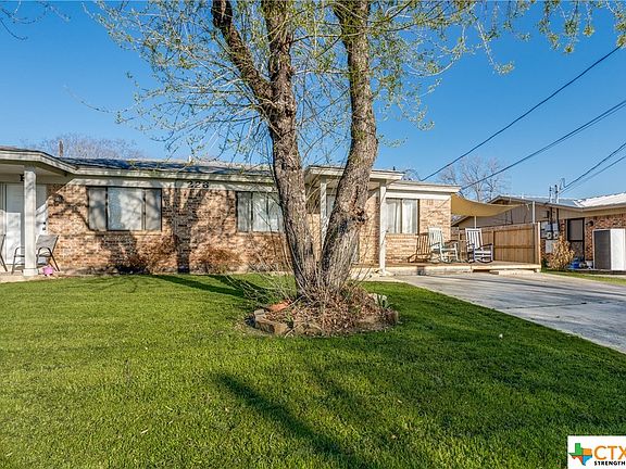 2nd image of 226 Redbud Ln