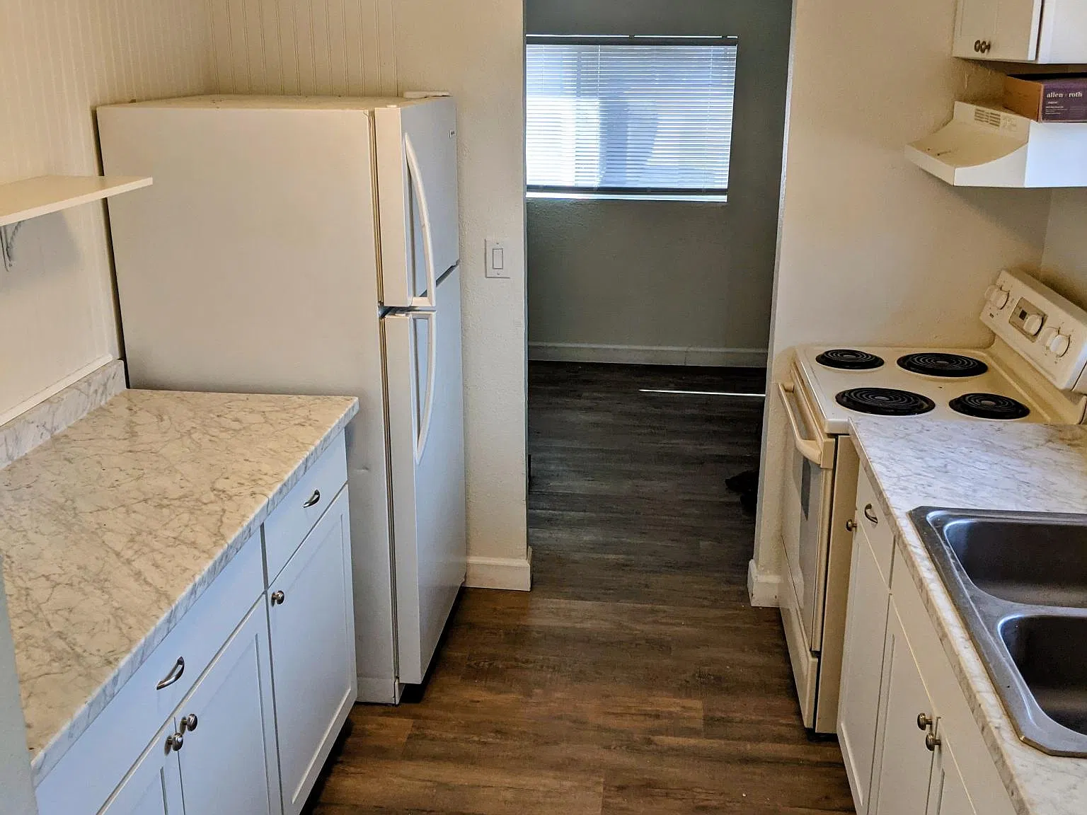 817 E Denver St — Photo 2