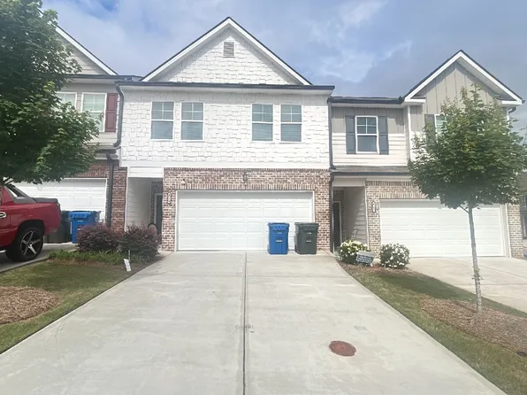 4724 Fullerton Dr, Oakwood, GA 30566