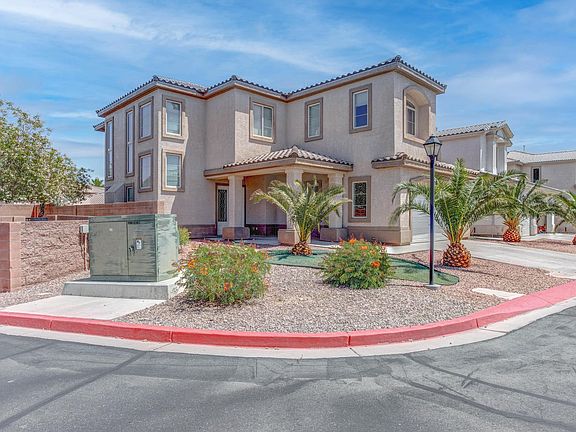 2nd image of 2550 Regency Cove Ct