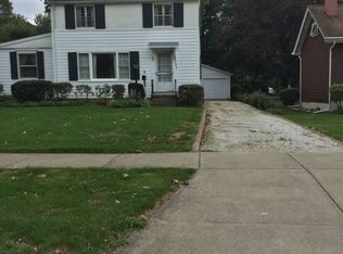 8554 Forestview Ave, Mentor, OH 44060